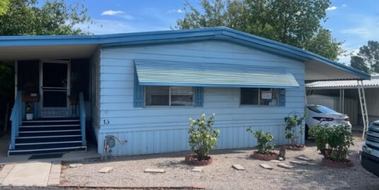 NW Tucson 24×56 Country Squire 2Br 2Ba w/separate family room only $39,900